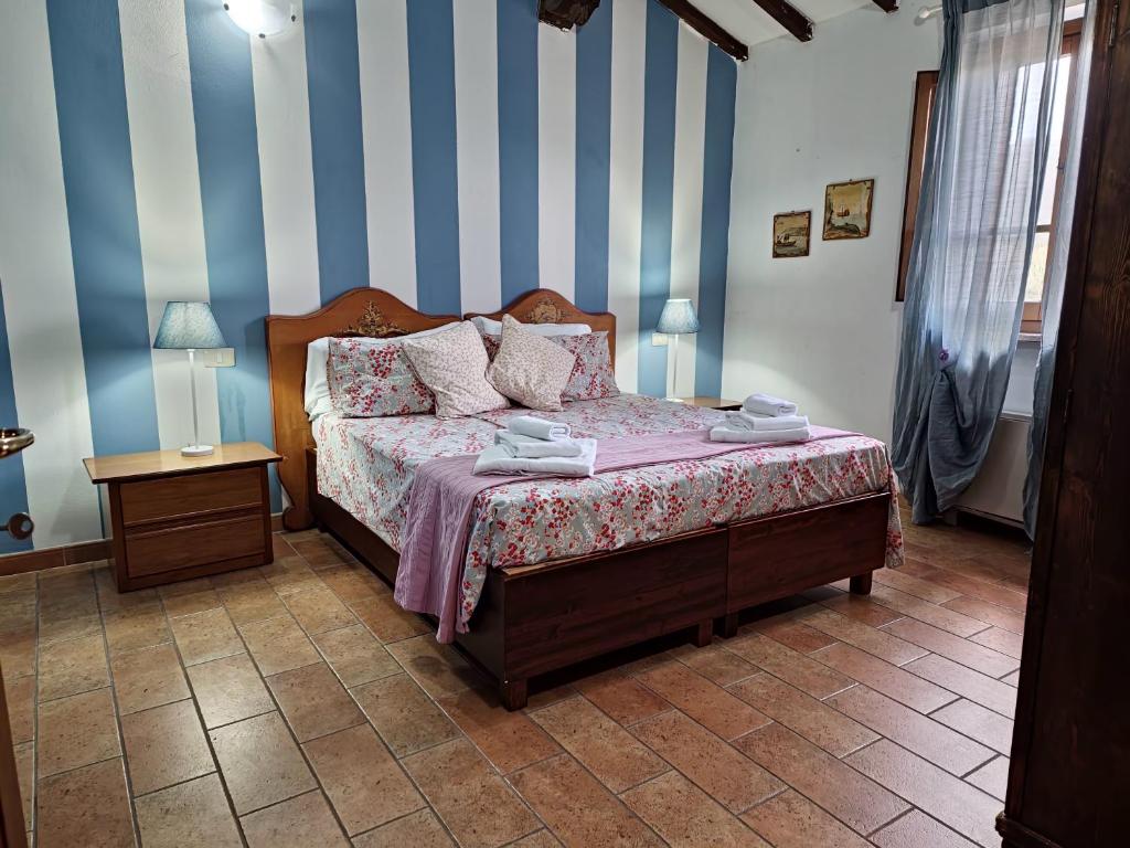 Vi bor hele ugen på det autentiske Agriturismo Borgo di Faldo. Foto Viktors Farmor