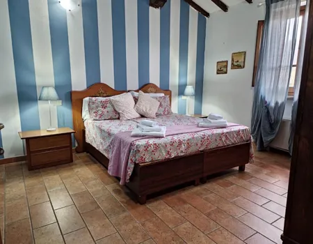 Vi bor hele ugen på det autentiske Agriturismo Borgo di Faldo. Foto Viktors Farmor