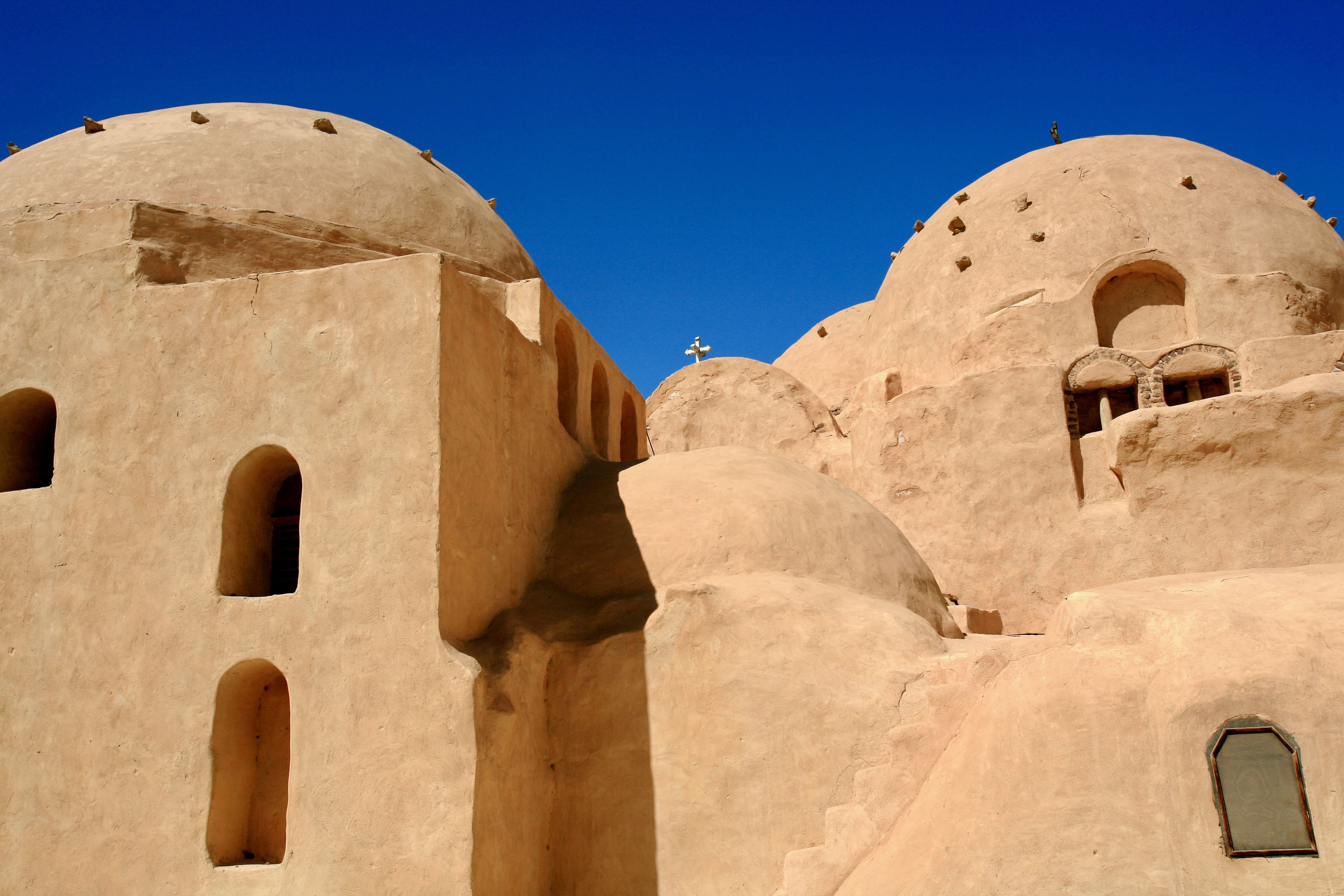 Arkitekturen i Wadi El Natrun er meget speciel. Foto af Anders Stoustrup