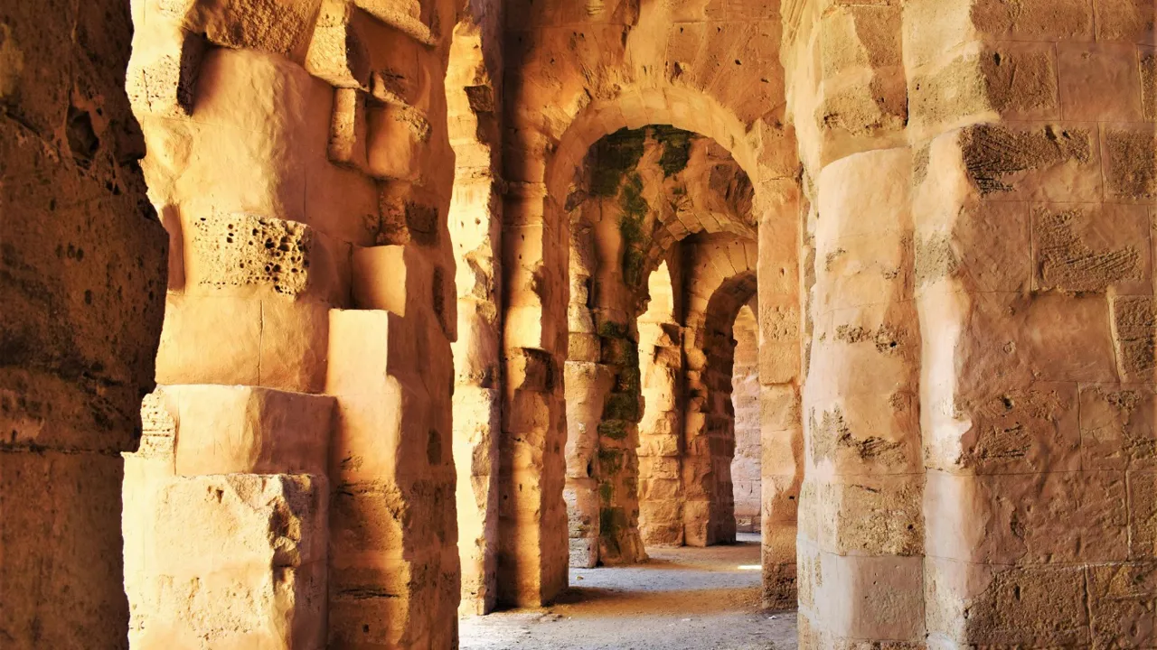 El Djem er et af verdens største og mest spektakulære amfiteatre. Foto Anne Sophie Meyer Larsen