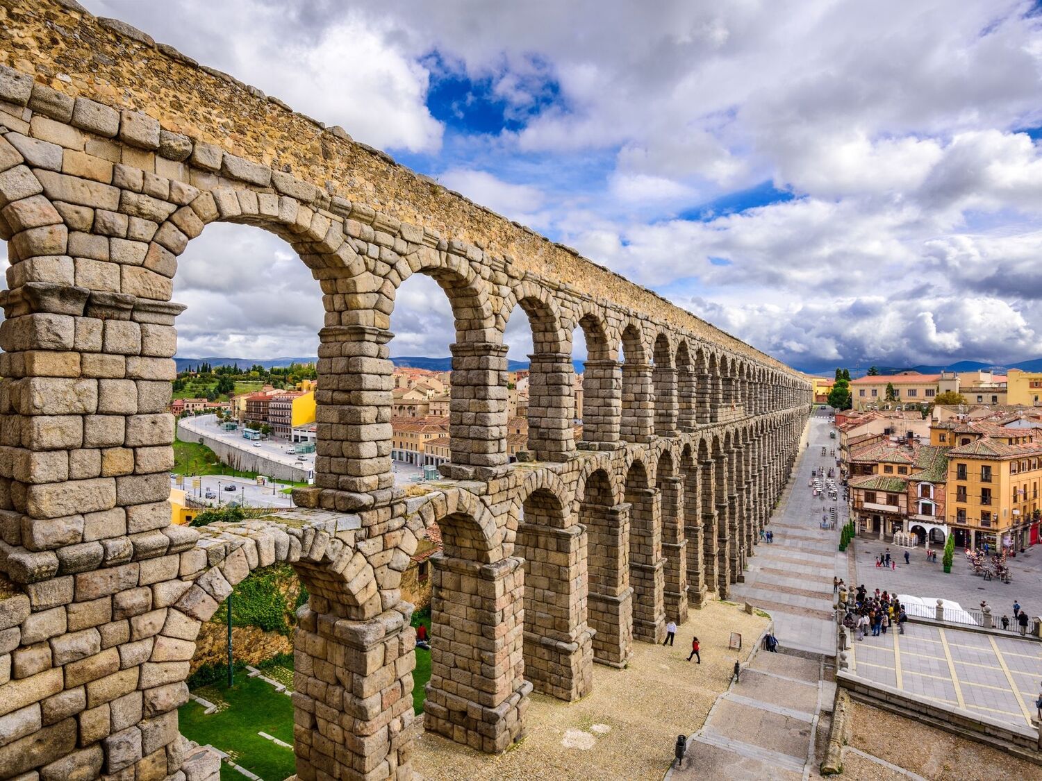I Segovia skal vi se El Acueducto de Segovia, en fantastisk romersk akvædukt fra det 1. århundrede e.Kr. Foto Viktors Farmor