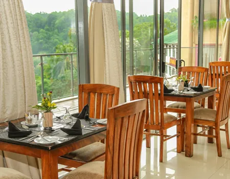 På grupperejsen Sri Lanka og det autentiske Maldiverne med Viktors Farmor sover vi på Oak Ray Heritage Hotel