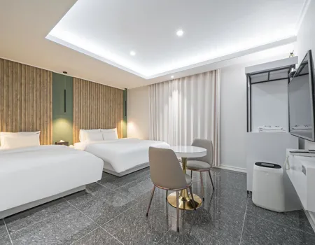 Gwangju Hound Hotel i Gwangju er et komfortabel og funktionelt turistklassehotel i gåafstand til floden og Ssangam Park i Gwangju.