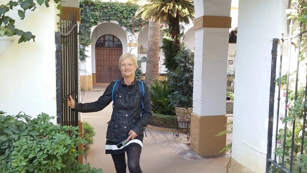 Rejseleder Pia Bruun har boet i Andalusien i mere end 35 år. Foto Pia Bruun