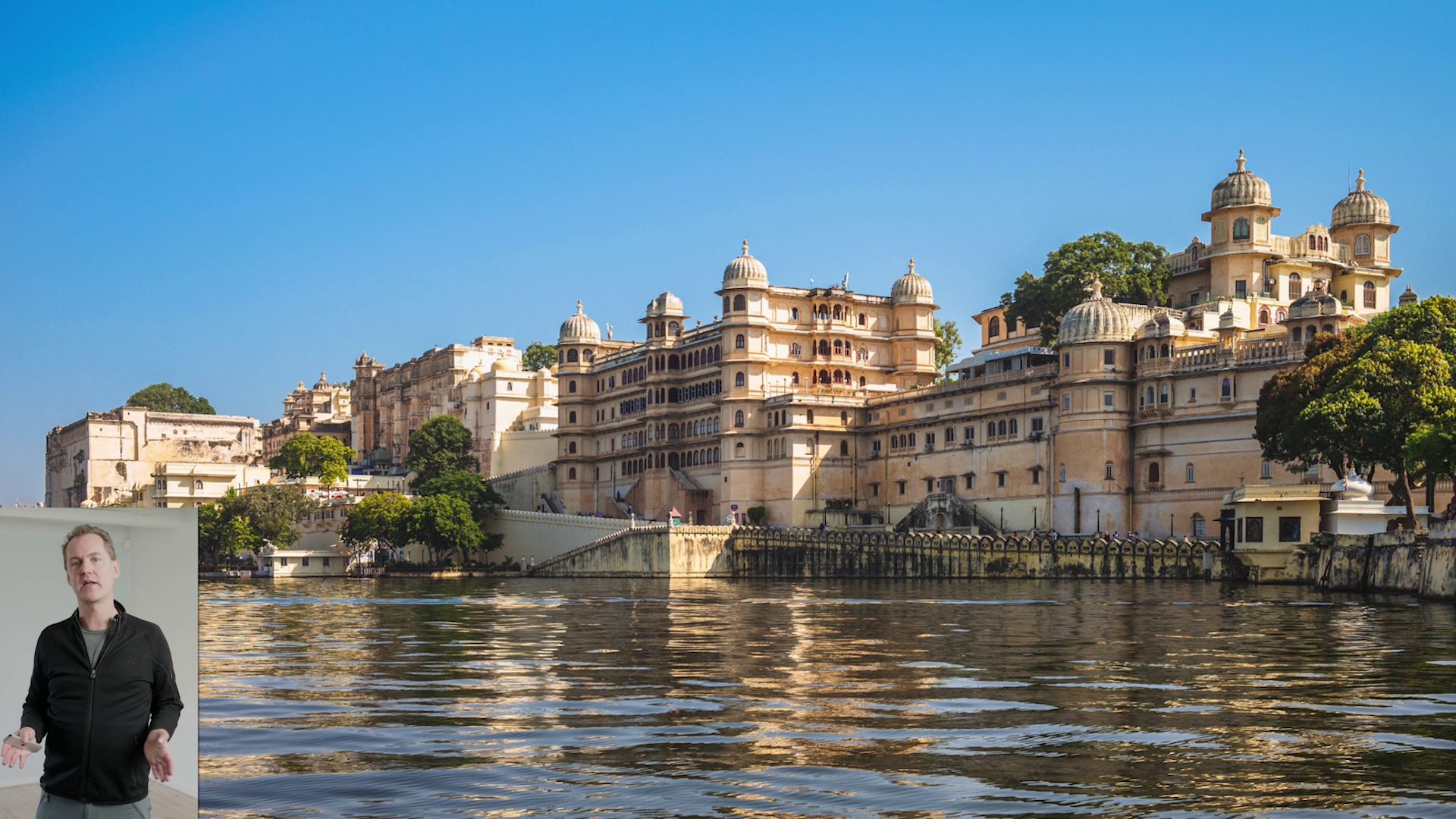 Se vores webinar om Indien med Anders Stoustrup