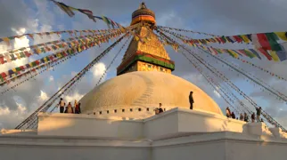Nepals største og vigtigste buddhistiske helligdom er Boudhanath stupaen. Foto Viktors Farmor