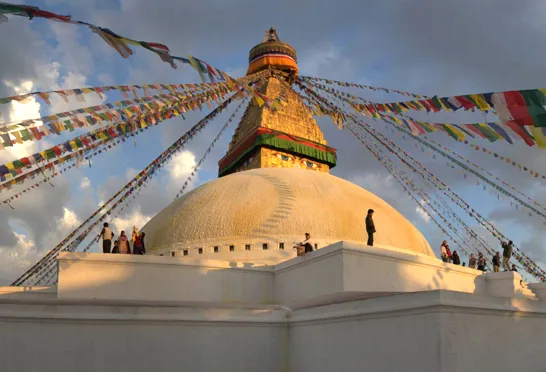 Nepals største og vigtigste buddhistiske helligdom er Boudhanath stupaen. Foto Viktors Farmor