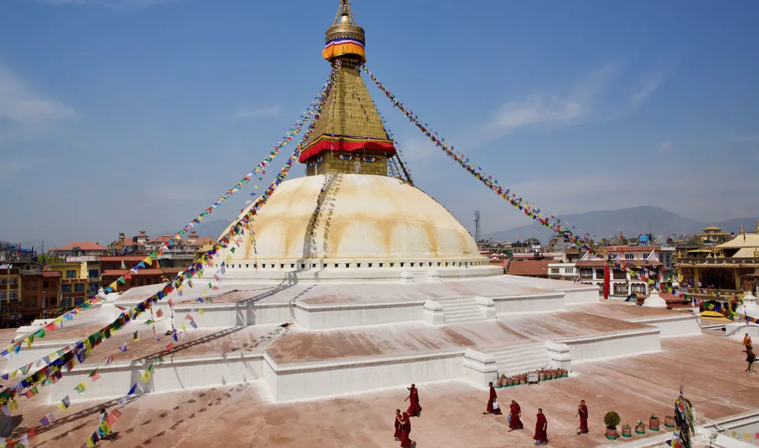 Den mægtige Bodhnath stupa i Kathmandu er et prægtigt syn. Foto af Anders Stoustrup