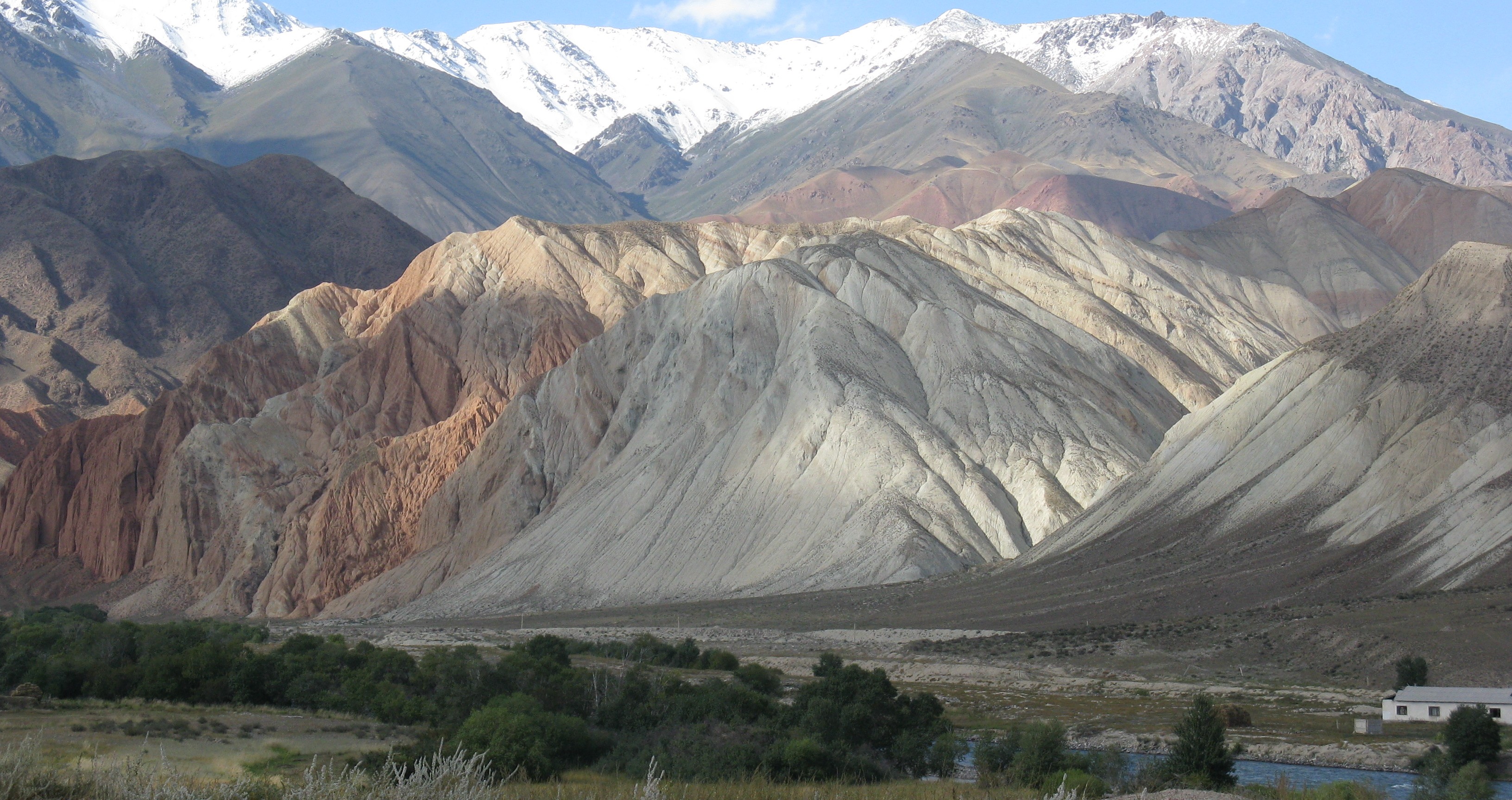 Panorama fra vejen mod hovedstaden Bishkek. Flemming  Lauritzen