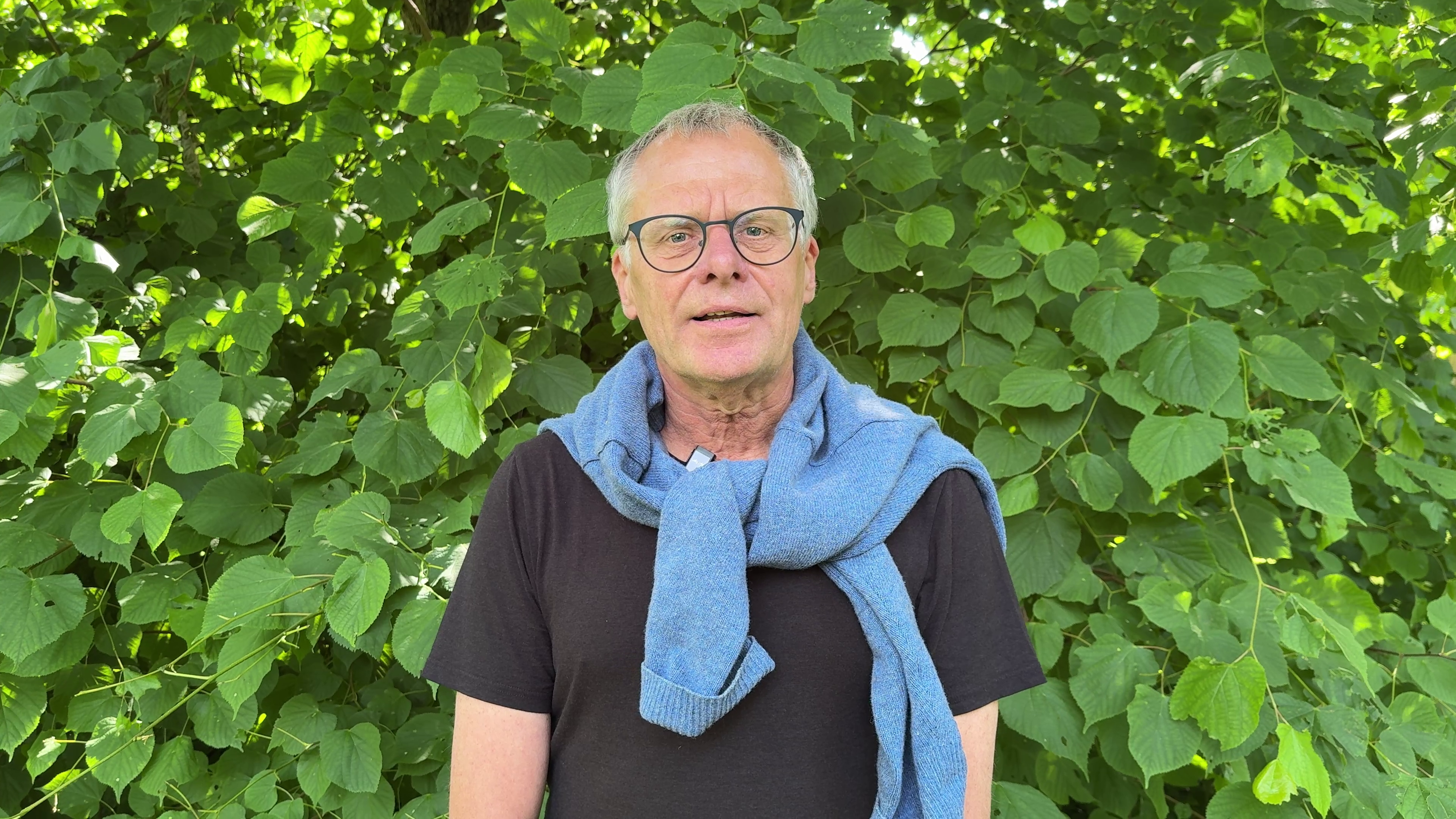 Hør vores rejseleder, Henrik Gaardboe, fortælle om rejsen til Elfenbenskysten med Viktors Farmor