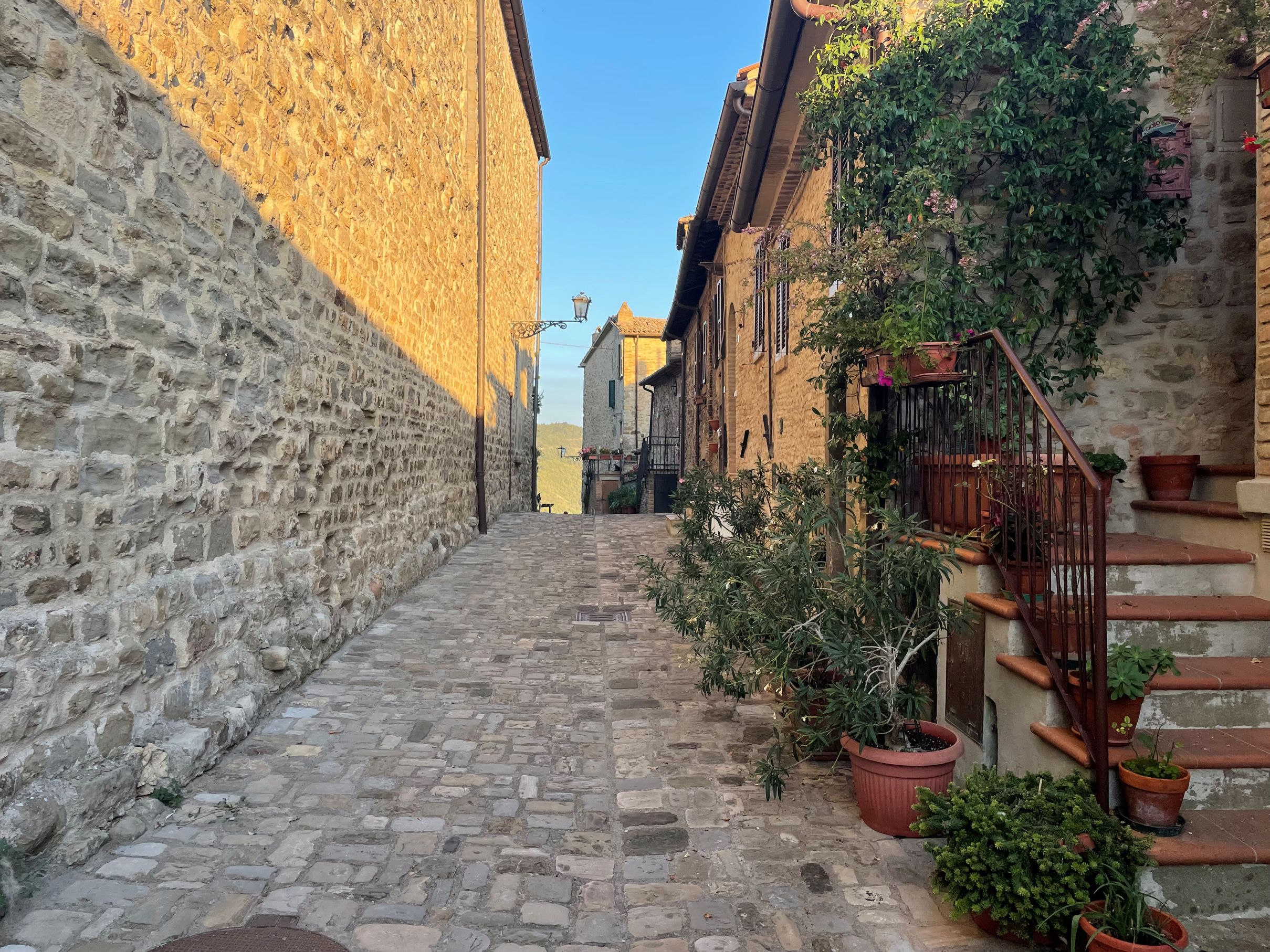 Gamle brostens gader i Montone. Foto Henriette Jensen