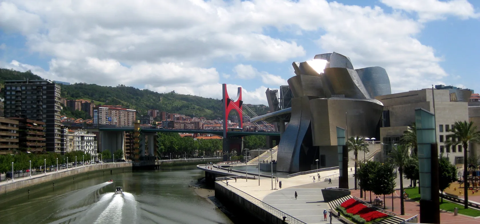 Det verdensberømte Guggenheim kunstmuseum er en unik seværdighed. Foto Viktors Farmor