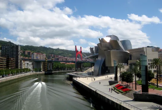 Det verdensberømte Guggenheim kunstmuseum er en unik seværdighed. Foto Viktors Farmor