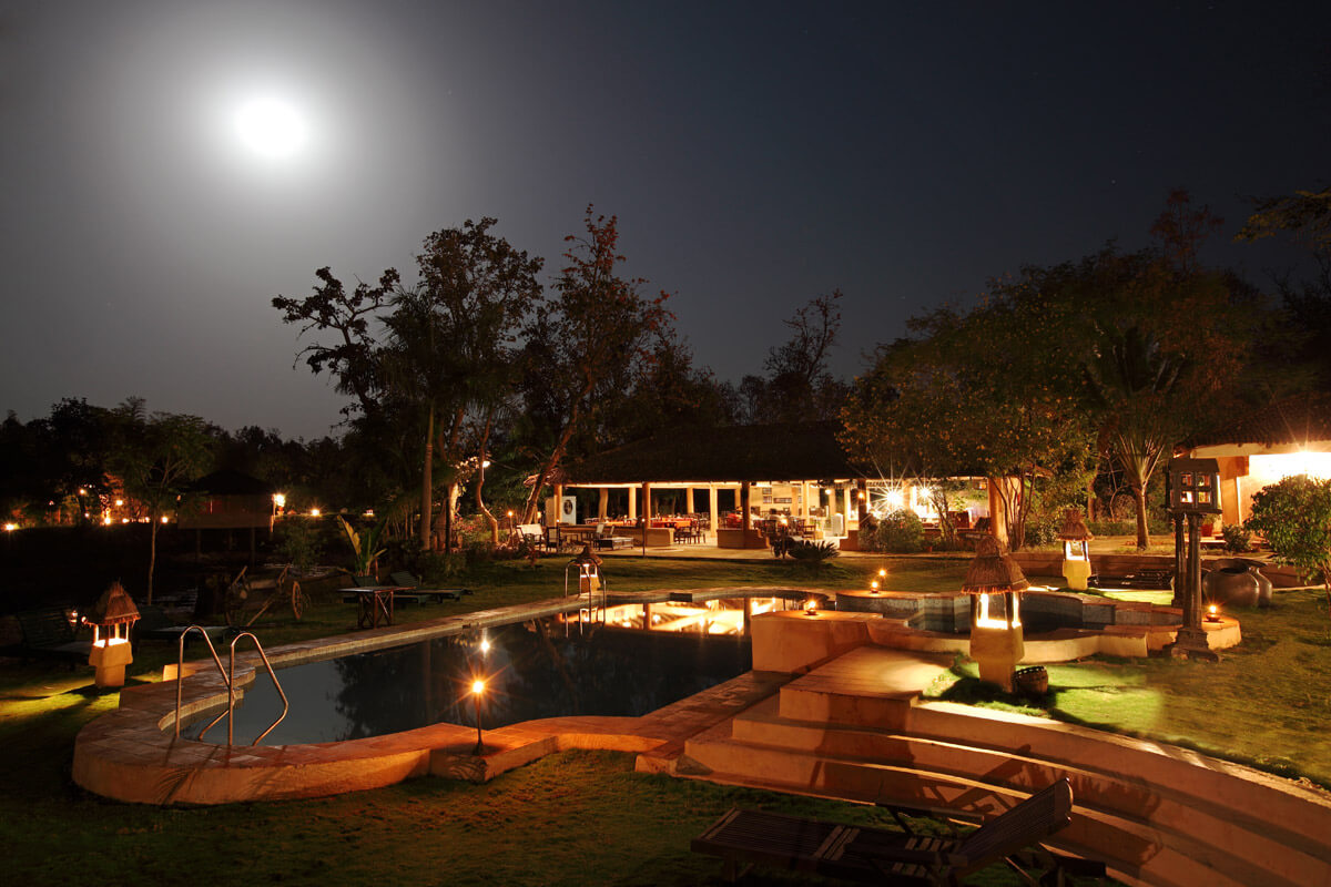 Charmerende resort med smuk udsigt over den skønne natur og autentisk jungleatmosfære.