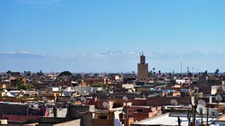 Marrakesh ligger smukt ved foden af Atlasbjergene. Foto Kathrine Svejstrup