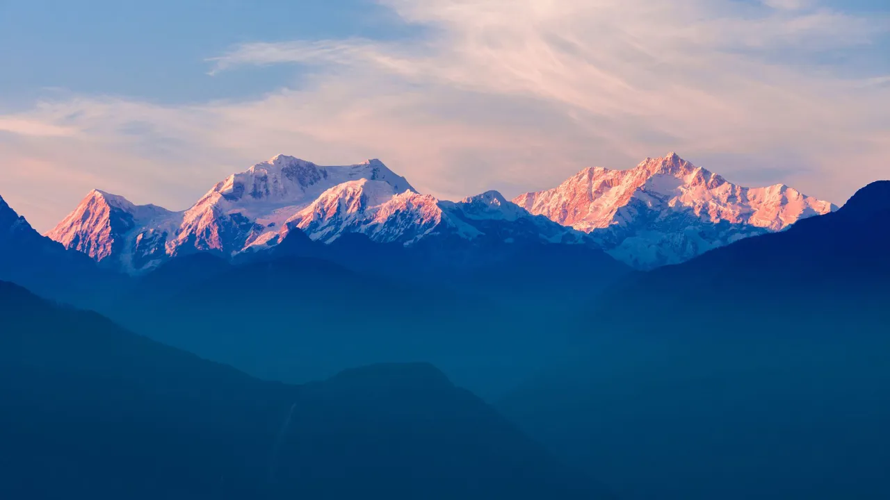 Udsigt mod verdens 3. højeste bjerg Kangchenjunga fra Sikkim. Foto Viktors Farmor