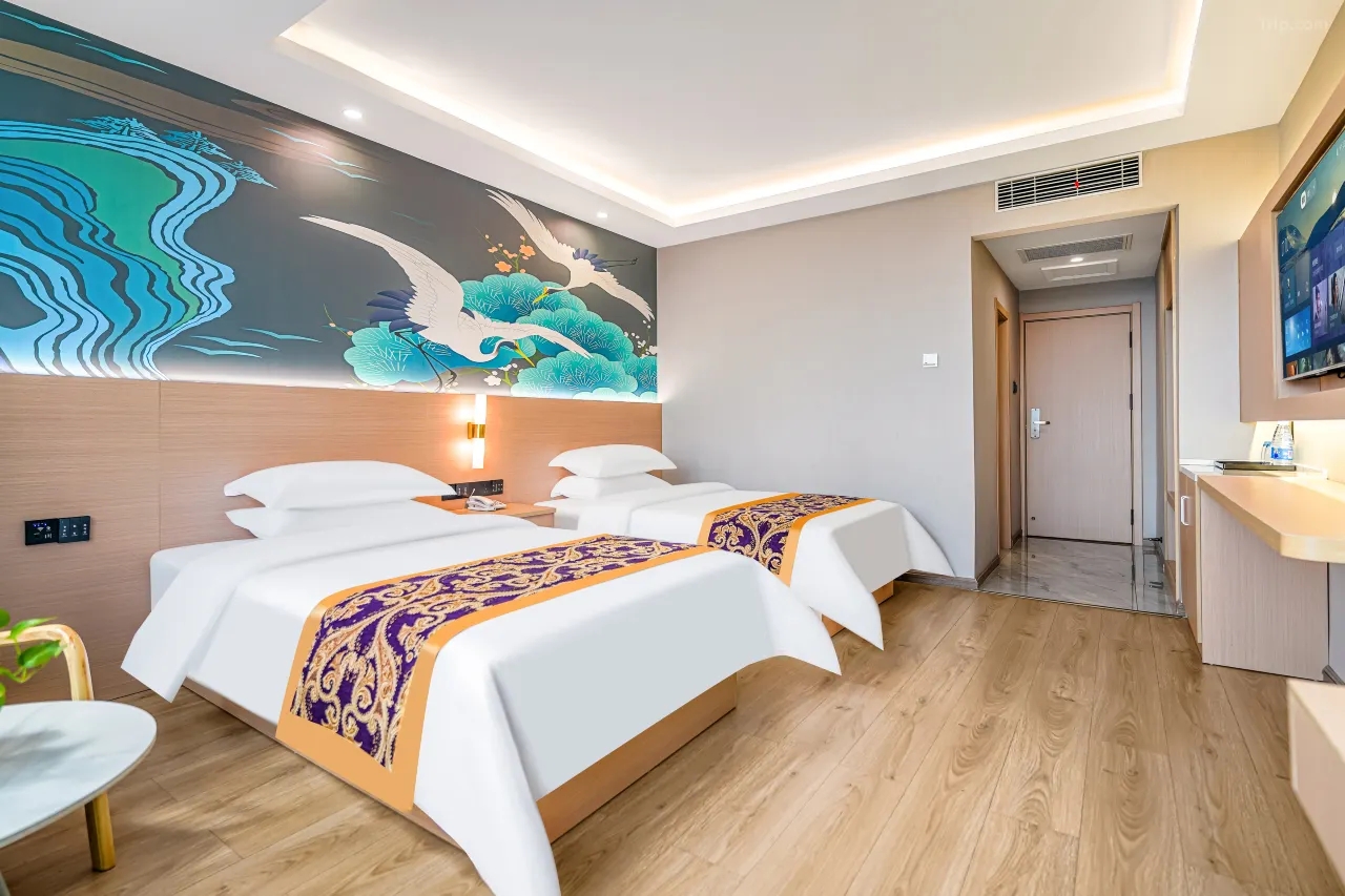 På rejsen til Sichuan og Yunnan bor vi på Kunming Jinhua International Hotel i hjertet af Kunming