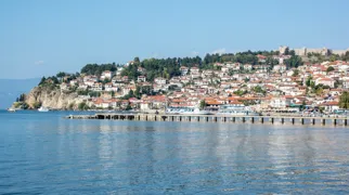 Både byen og søen Ohrid er på UNESCOs lister over verdens kultur- og naturarv. Foto Filip Filipović