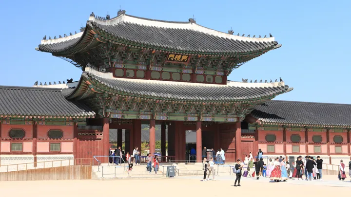Paladset Gyeongbokgung i Sydkoreas hovedstad Seoul. Foto Anders Stoustrup