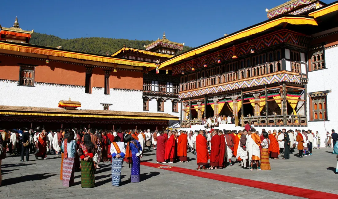 Traditionel arkitektur ses overalt i Bhutan. Foto Viktors Farmor