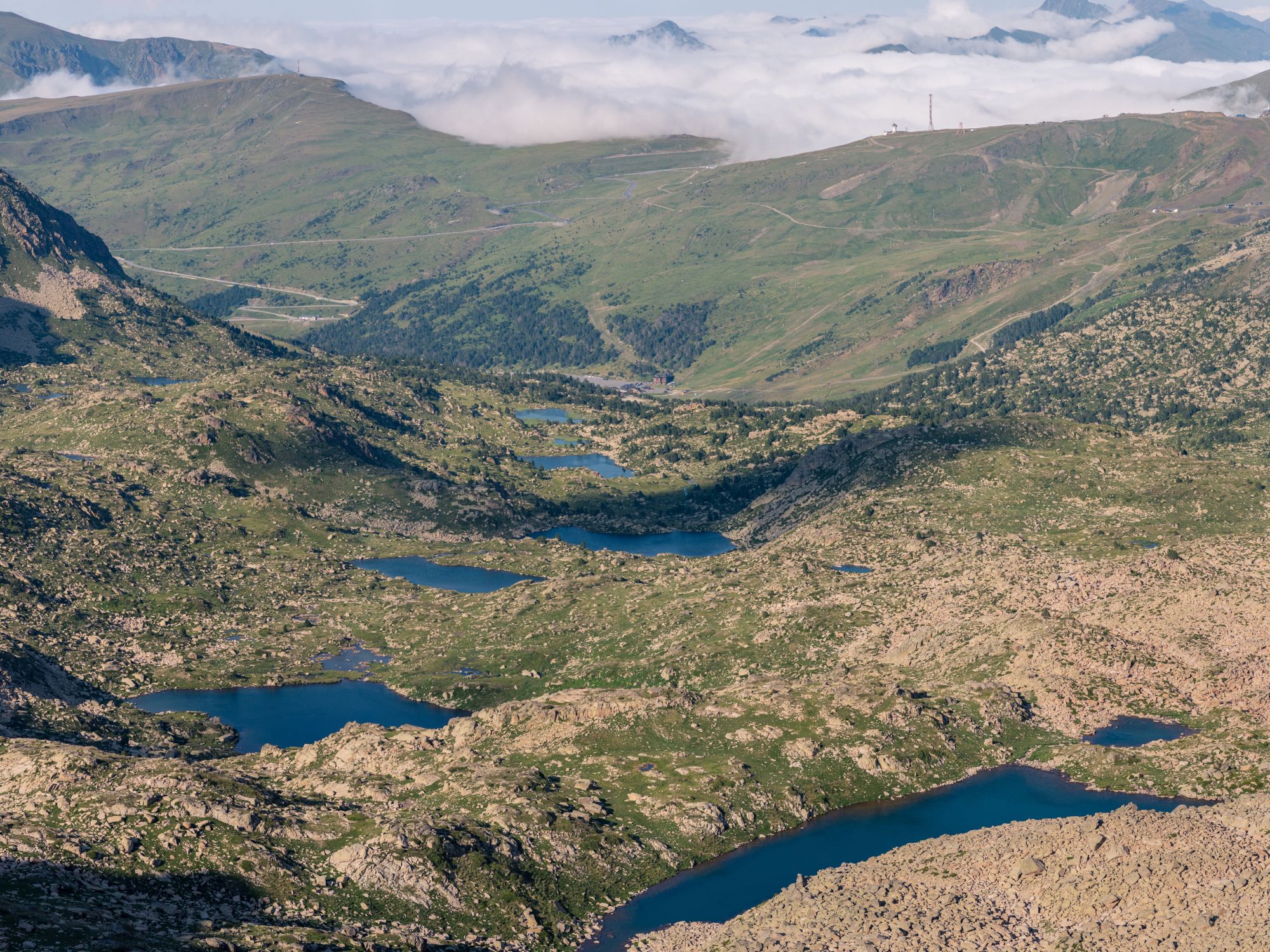 Overblik over de 7 Pessons søer. Foto Viktors Farmor
