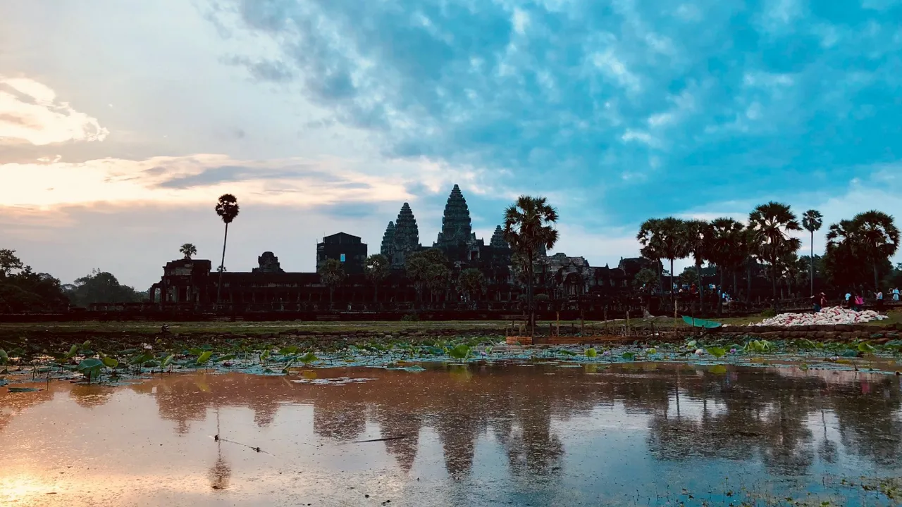 Solopgang ved Angkor Wat. Foto Christine Wibe