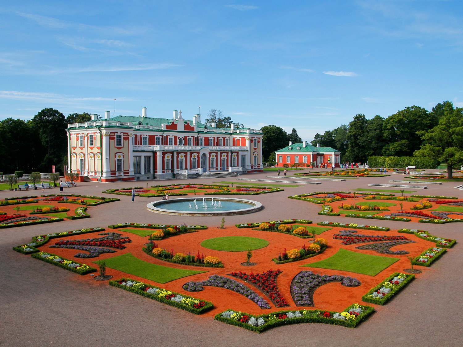 Det smukke og historiske Rundāle Palads er et slot med en begivenhedsrig fortid. Foto Viktors Farmor