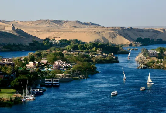 Nilen ved Aswan er særlig smuk. Vi oplever en masse højdepunkter på en rejse til Egypten. Foto af Anders Stoustrup