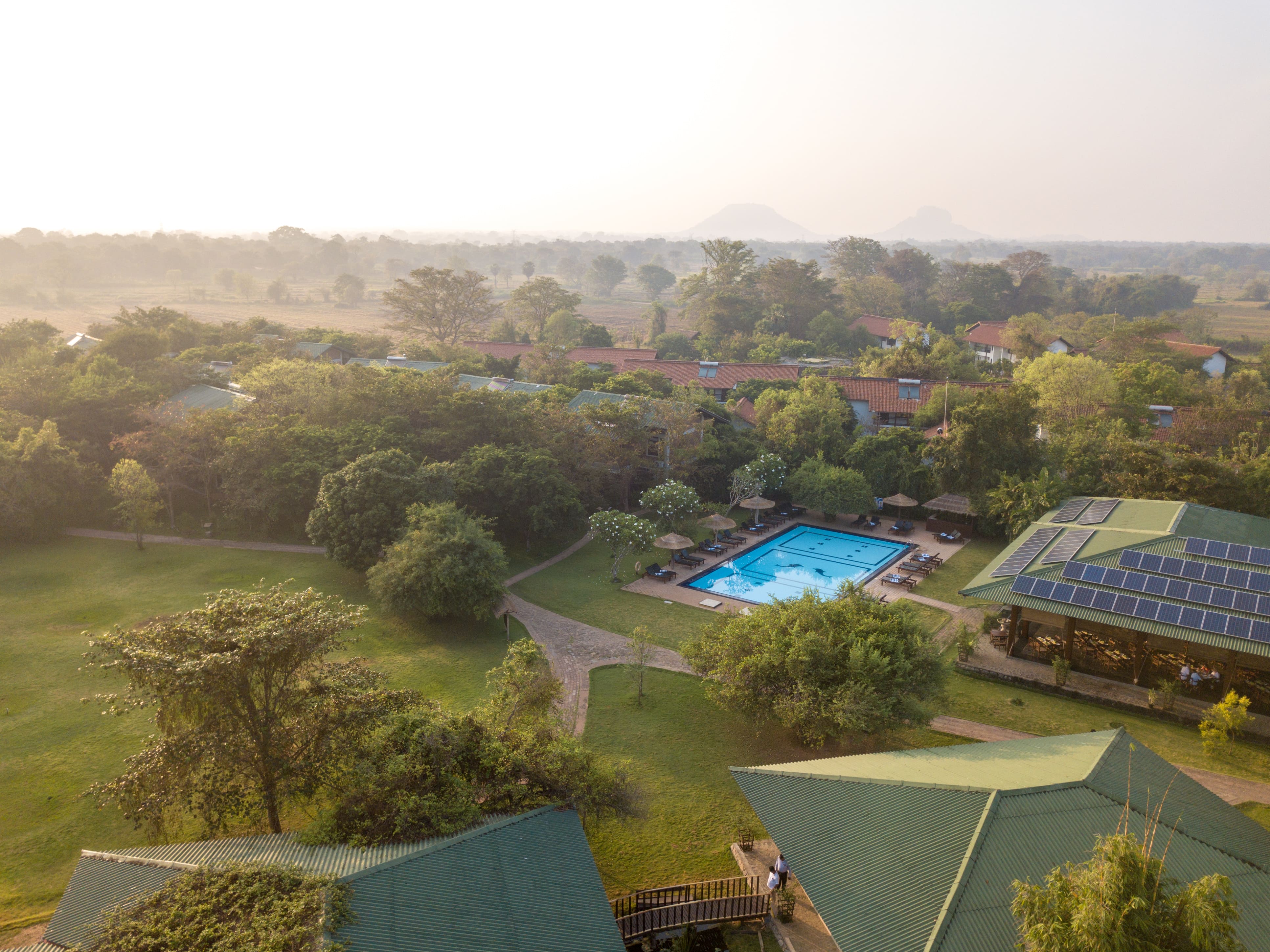 Camellia Resort and Spa ligger fredeligt omgivet af natur i Sri Lankas kulturelle trekant.