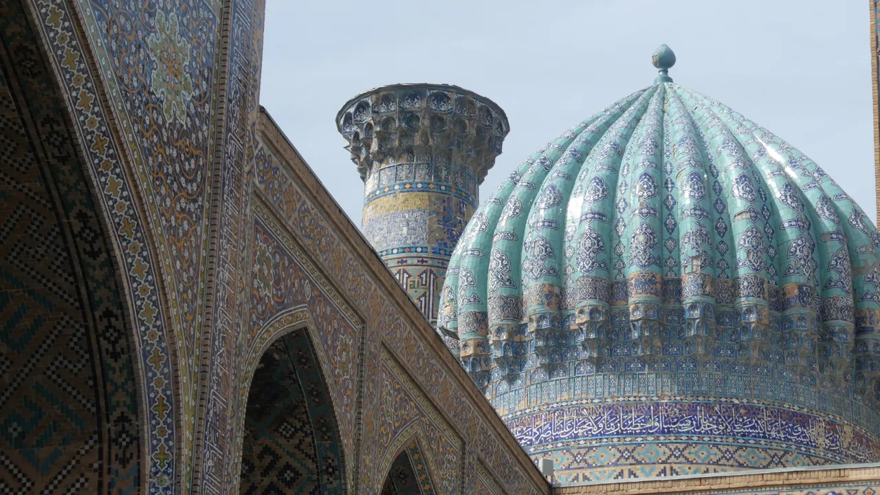Den traditionelle arkitektur og keramikkunst i Uzbekistan er enestående. Foto Michael Høeg Andersen