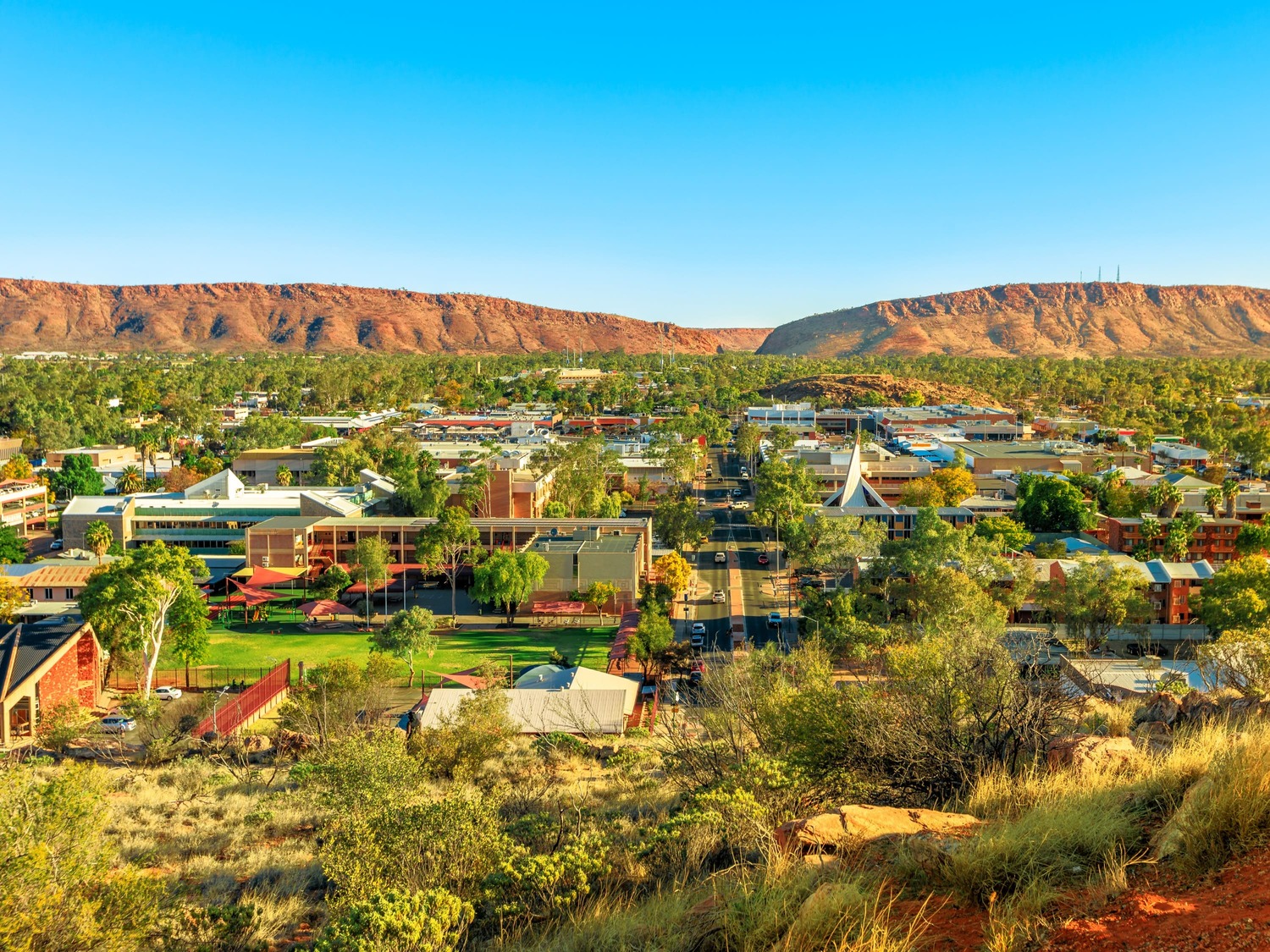 Ørkenbyen Alice Springs set fra Anzac Hill. Foto Viktors Farmor