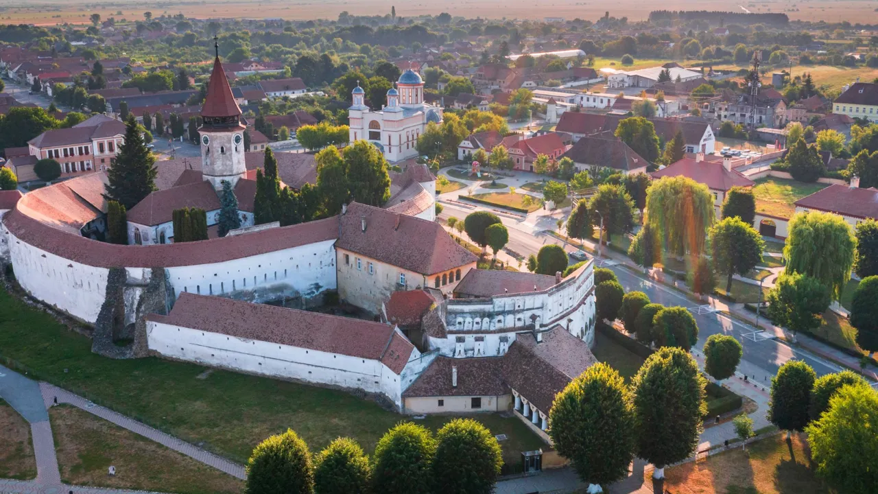 I den lille landsby Prejmer oplever vi en af områdets bedst bevarende kirkefæstninger. Foto Viktors Farmor