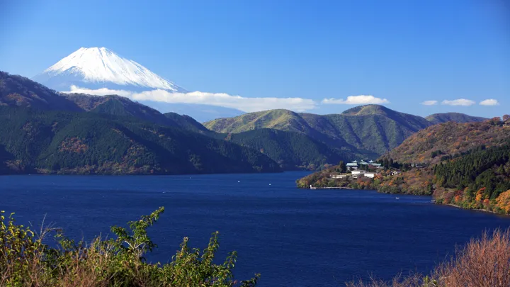 Fra Hakone i Japan har vi i klart vejr et flot vue op mod Mount Fuji. Foto Anders Stoustrup