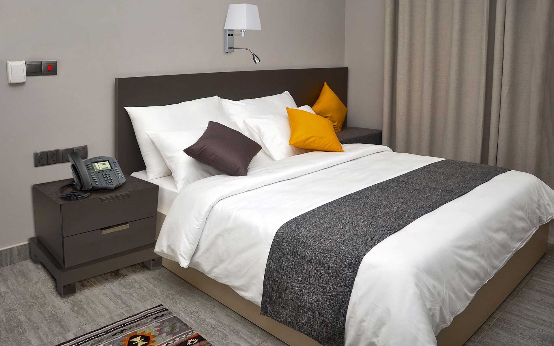 Hotellet er centralt beliggende i Accras Osu-distrikt med let adgang til byens liv og faciliteter.