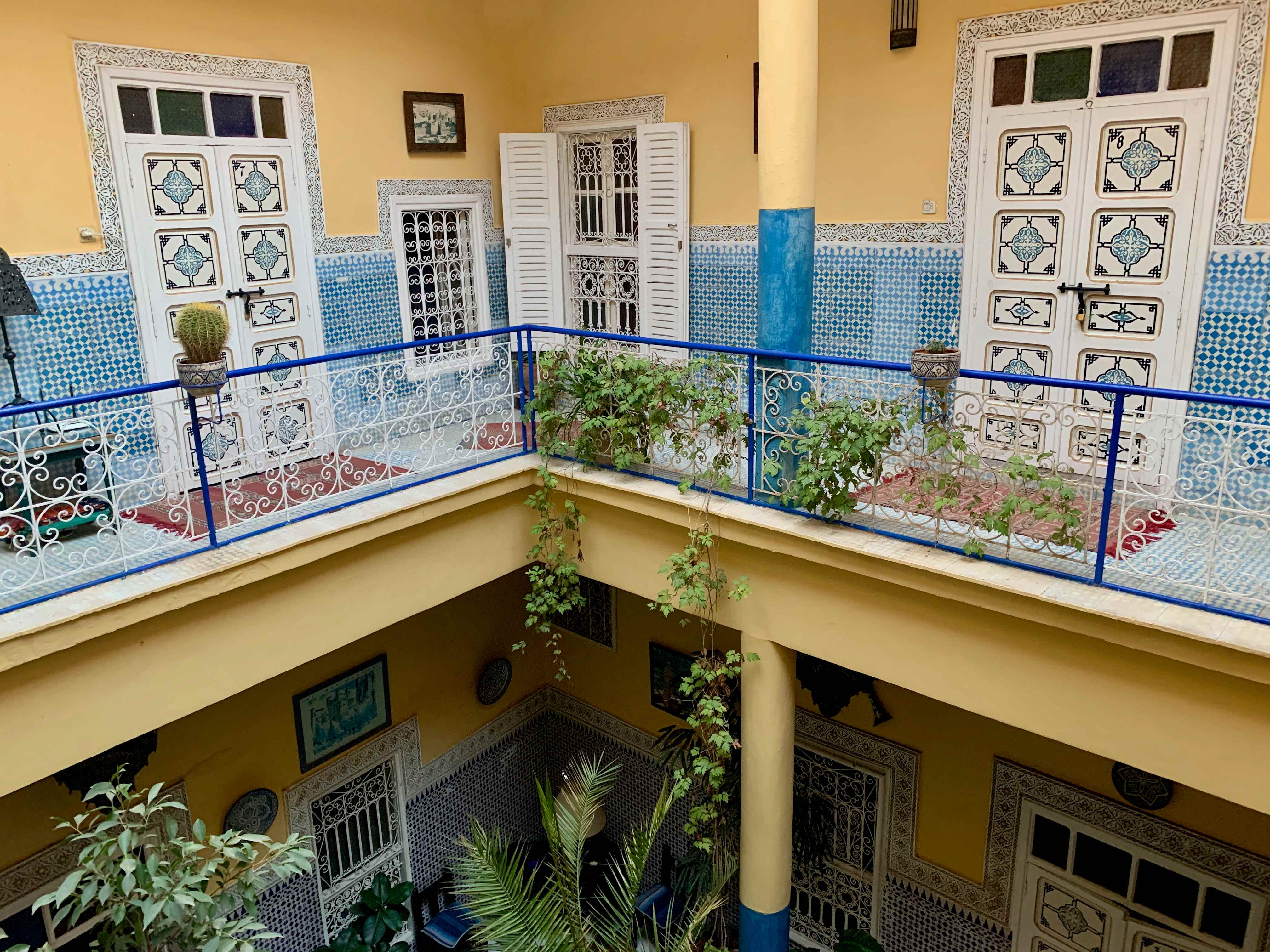 I Marrakechs gamle medina bor vi på det stemningsfulde Hotel Sherazade.