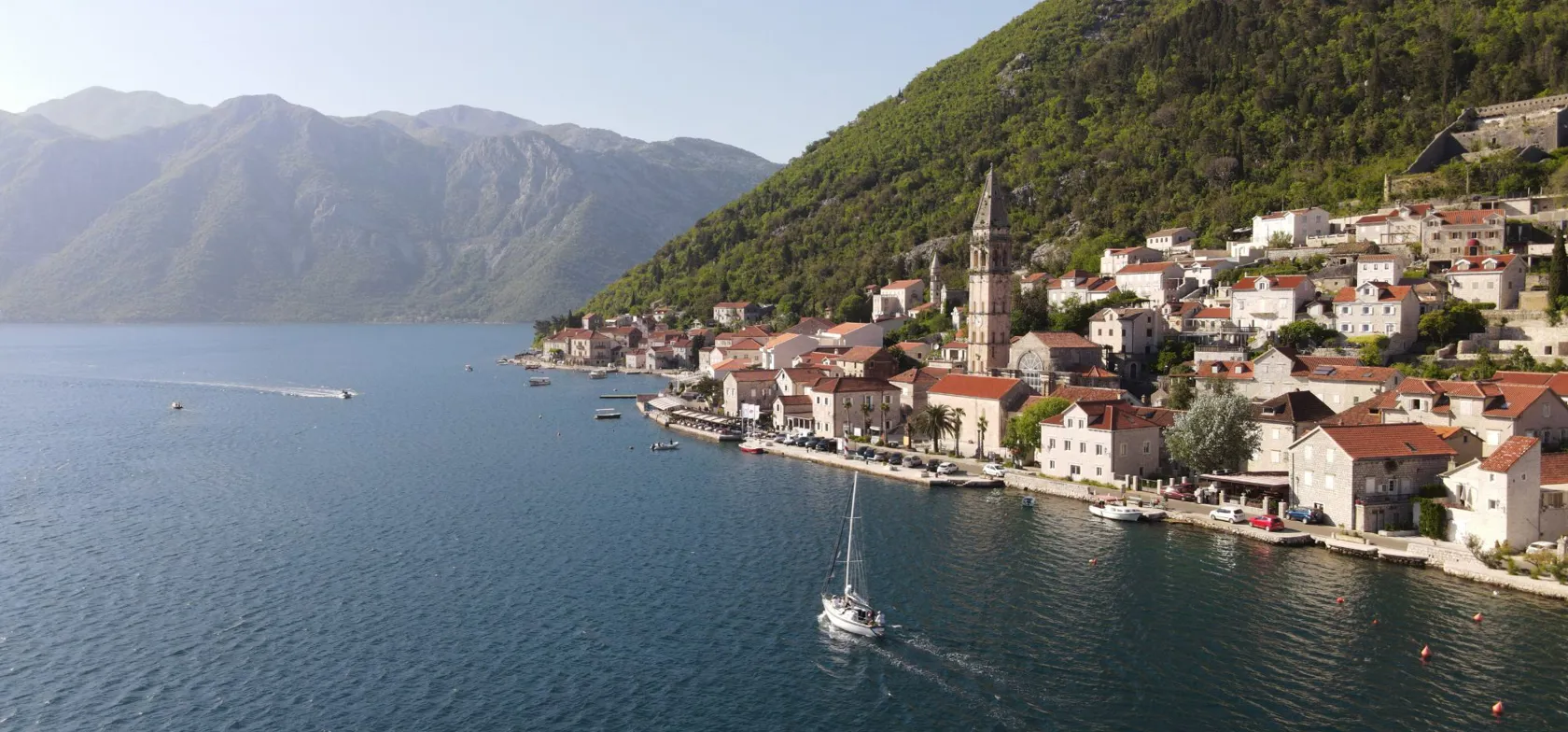 Den charmerende by Perast i Montenegro. Foto Viktors Farmor