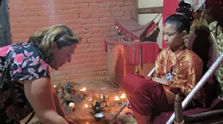 På vores rejser møder vi sandsynligvis en levende gudinde. Foto Tania Karpatschof