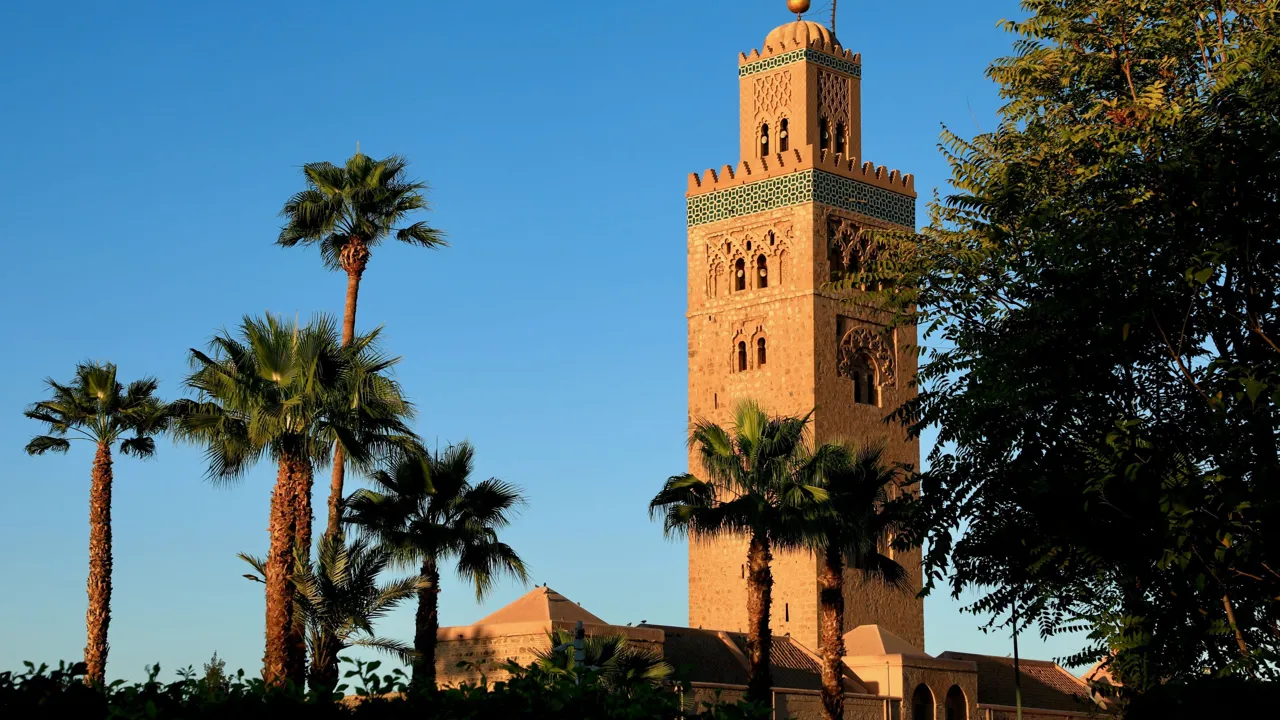 Koutoubia-minareten i Marrakesh er byens varetegn. Foto af Anders Stoustrup