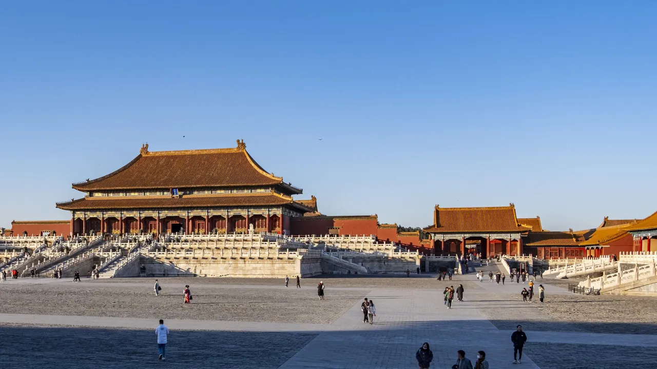 Vi besøger den forbudte by, den tidligere kejserbolig, som i godt 500 år var stedet, hvorfra kejserne regerede Kina. Foto Carsten Lorenzen