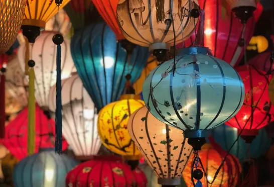 Hoi An - lanternernes by. Foto Christine Wibe