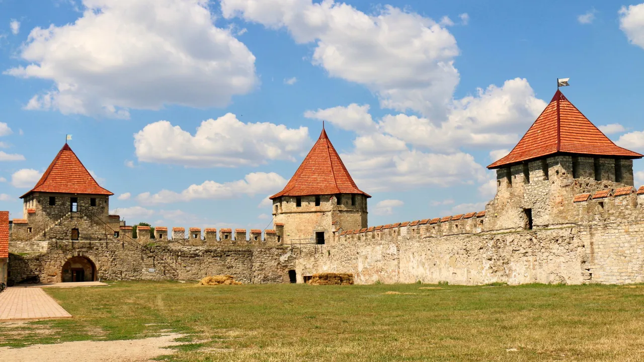 Tighina-fæstningen der er en imponerende middelalderborg med rødder i det 15. århundrede. Foto Viktors Farmor
