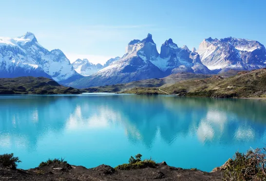 Torres del Paine nationalparken er et imponerende bjergområde med gletsjere, ismarker og turkisblå søer. Foto Ulla Haugsted