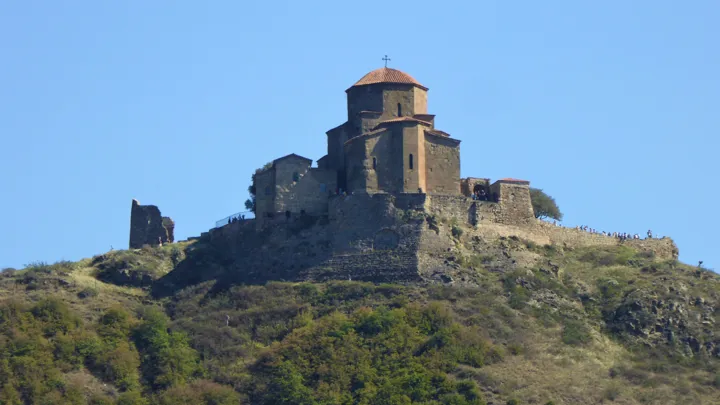 Det hellige Jvari kloster (600 tallet) er beliggende på en bakketop oven over Mtskheta. Foto Michael Andersen