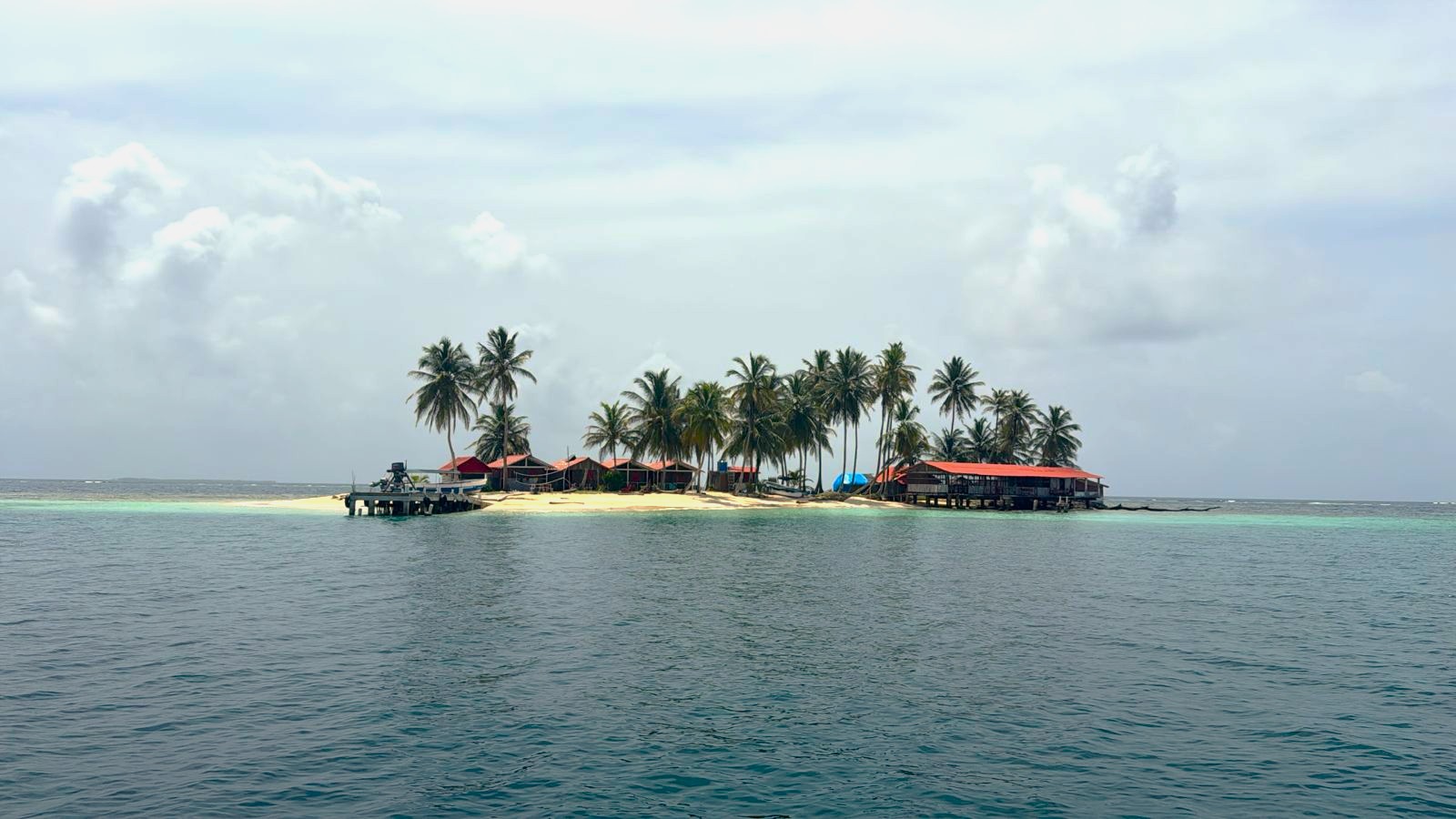 Her oplever vi et ægte caribisk paradis, med sin beliggenhed i den smukke øgruppe San Blas. 