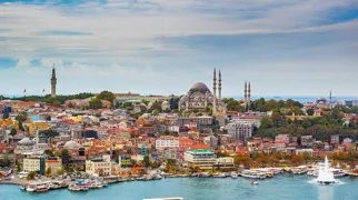 Istanbul er en fascinerende blanding af fortid og nutid, traditionelt og moderne.