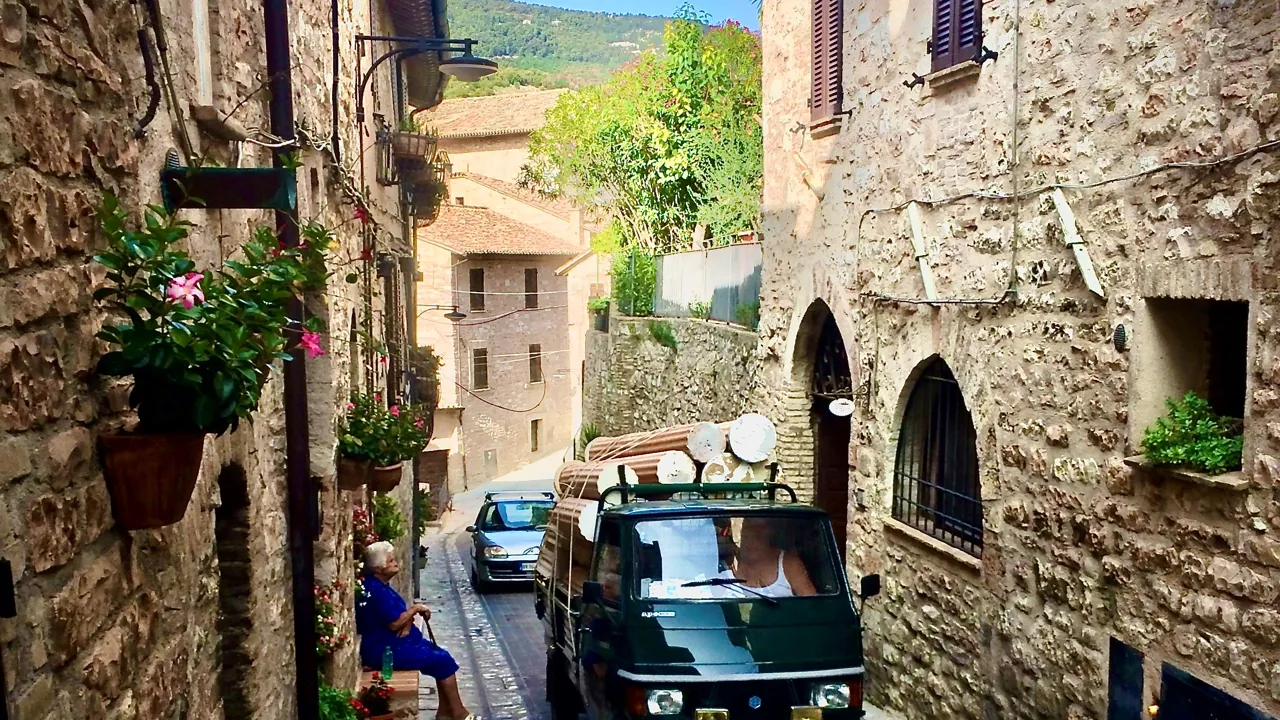 Spello, en charmerende lille by med meget smalle gader. Foto Lene Brøndum