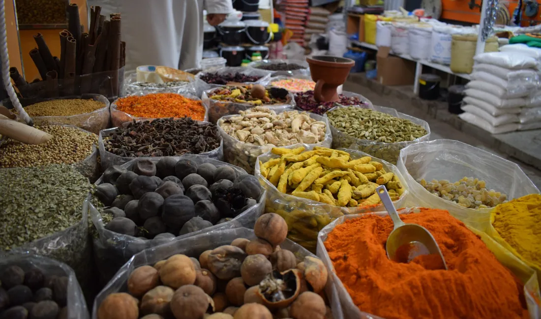 Nizwas souq byder på et væld af eksotiske krydderier. Foto Anne Sophie Meyer Larsen