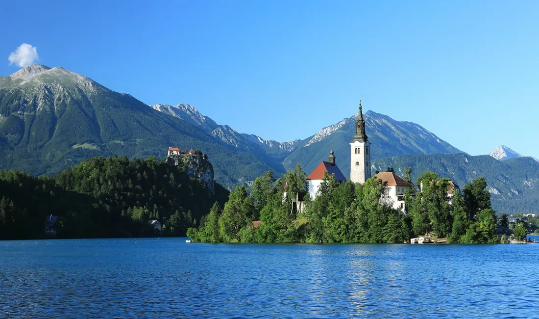 Søen Bled og byen af samme navn er et lille paradis. Foto Anders Stoustrup