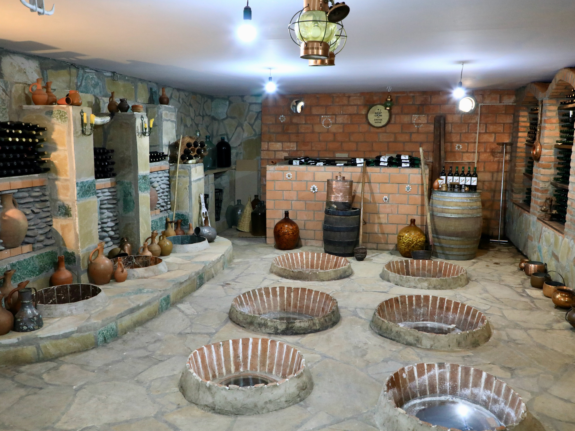 Georgien har 8.000 års erfaring i at lave vin. Foto Anders Stoustrup