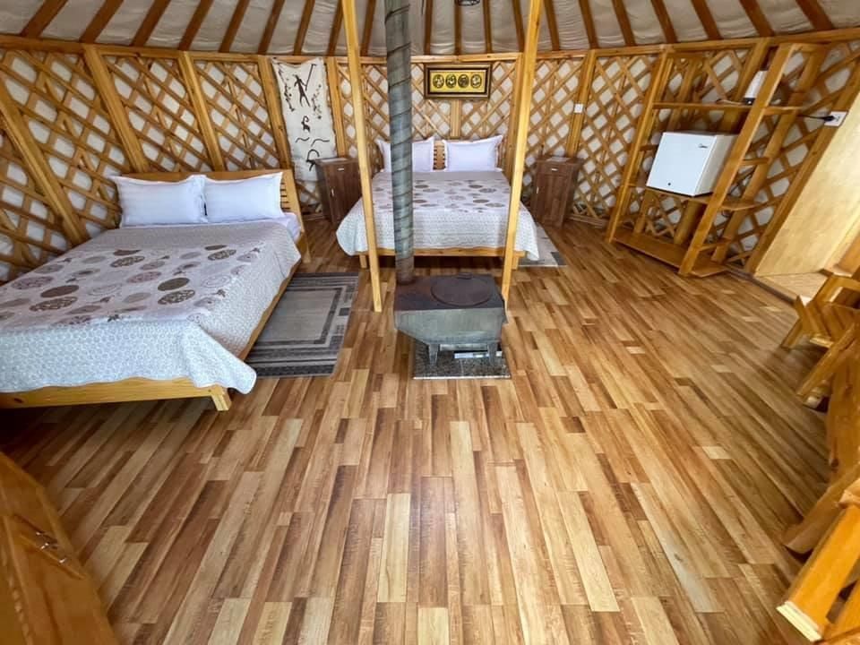 4 ger lejr, gorkhi tereli np mongoliet